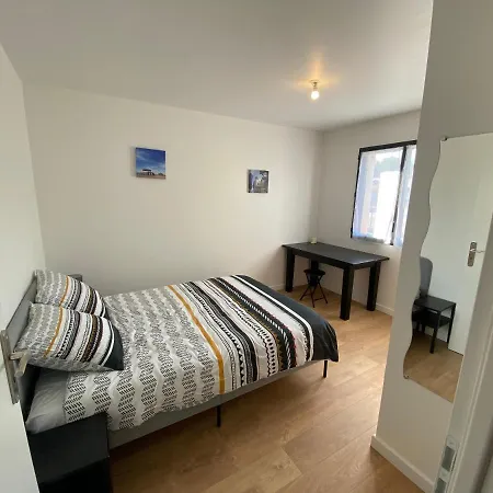 Maison Plain Pied 95m2 Jardin Privatif Avec Terrasses Et Parking オードンジュ